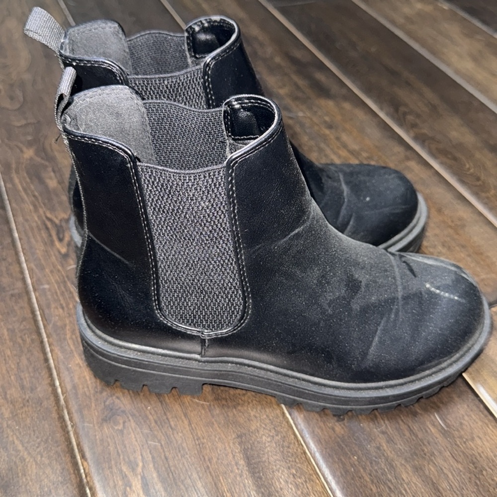 Chelsea Booties - Picture 4 of 7